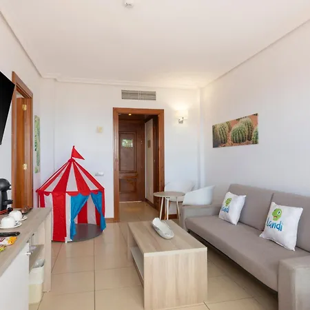 Hotell Landmar Costa Gigantes Family 4*