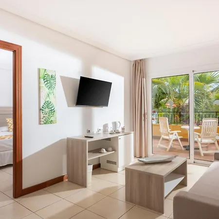 Landmar Costa Gigantes Family Hotell 4*