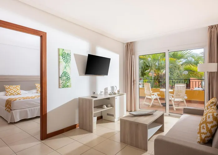 Landmar Costa Gigantes Hotel 4*