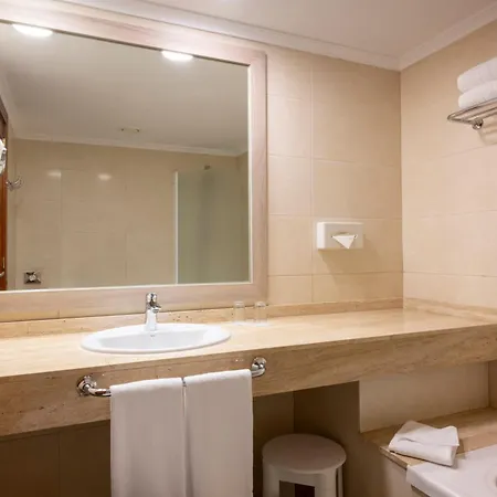 Landmar Costa Gigantes Family Hotel