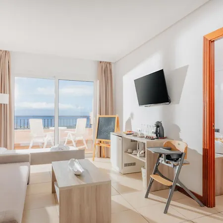 Landmar Costa Gigantes Family 4*