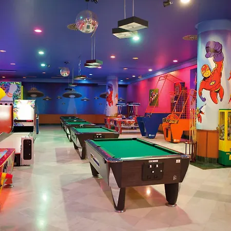 Landmar Costa Gigantes Family Otel 4*