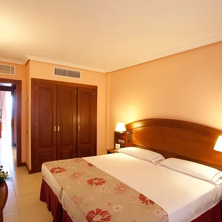 Hotel Landmar Costa Gigantes Family