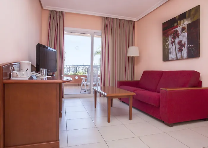 Hotel Landmar Costa Gigantes Family 4*