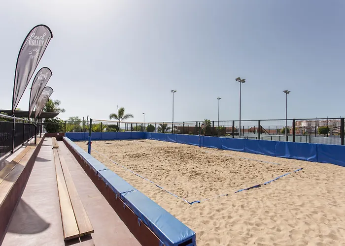 Landmar Costa Gigantes Family