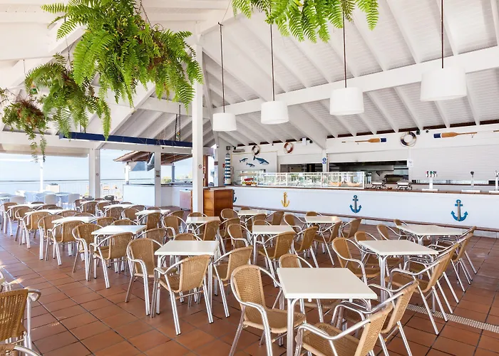 Landmar Costa Gigantes Family Отель 4*